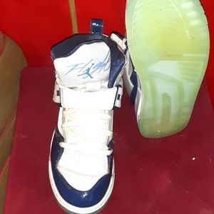 Jordan flights 45 high men's size 10 and a half in blue